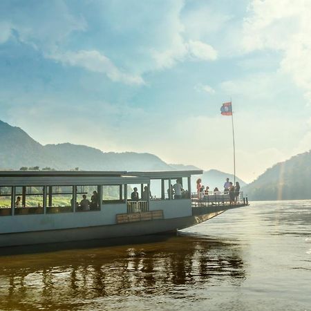 Avani+ Luang Prabang Hotel Екстер'єр фото